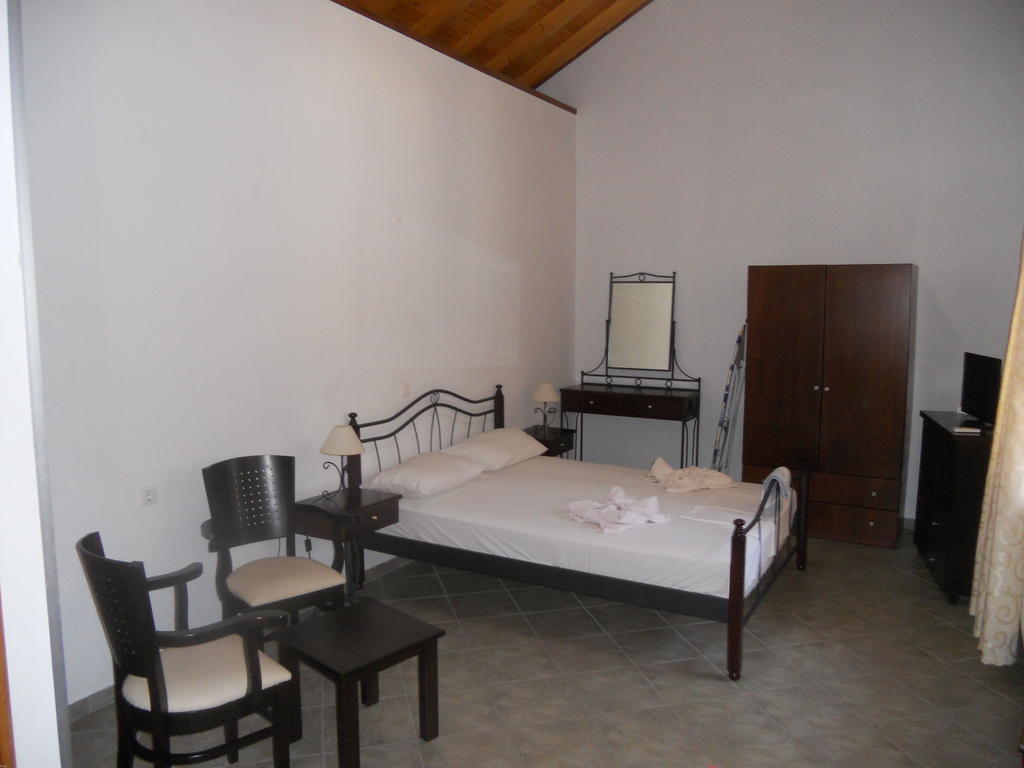 Nadia Apartments Mithymna Room photo